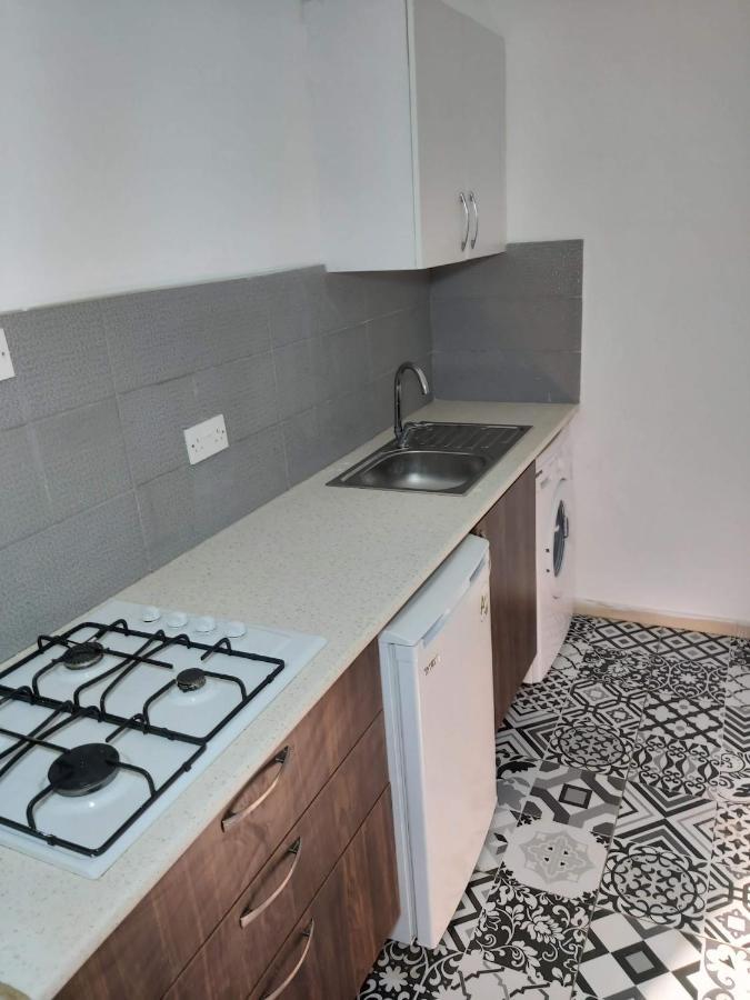 Compact Home 尼科西亚 外观 照片